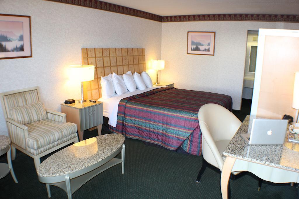 Days Inn By Wyndham Greeneville Room photo